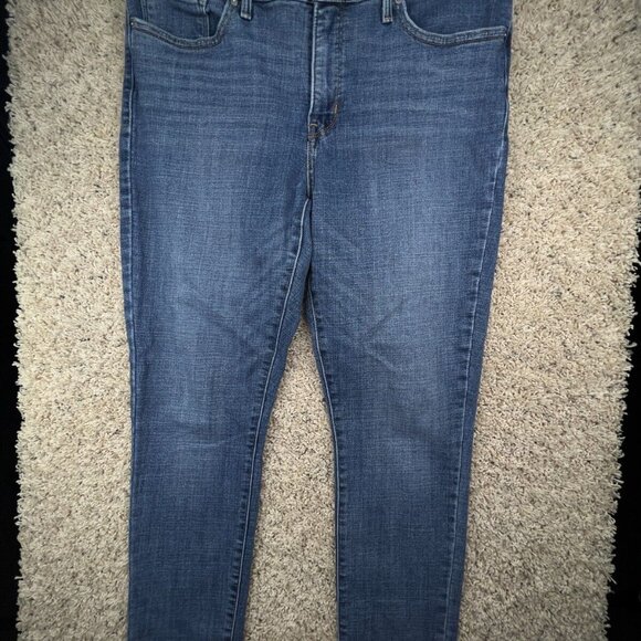 Levi's 311 Shaping Skinny Jeans Women's 32 Blue Mid Rise Medium Wash Red Tab - Picture 1 of 13